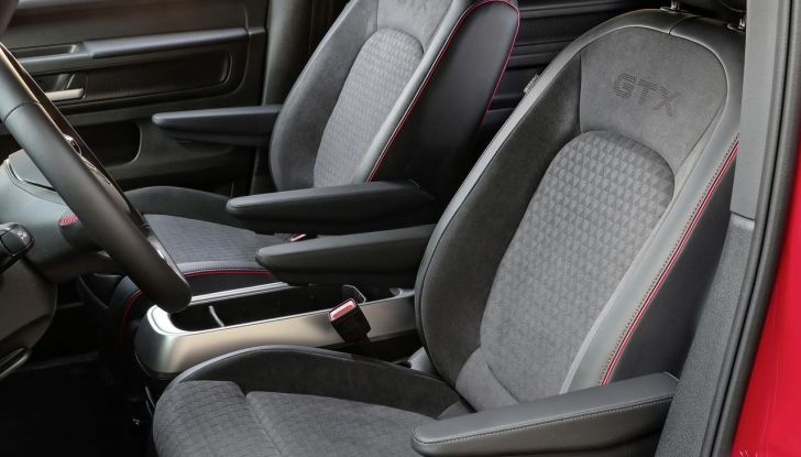Volkswagen ID. Buzz GTX: caratteristiche, design, abitacolo e versioni - Foto 33 di 64