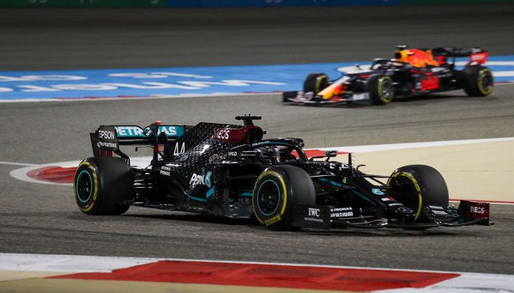 F1 2024, GP Bahrain: Verstappen e Red Bull aprono le danze con la pole position - Foto 4 di 11