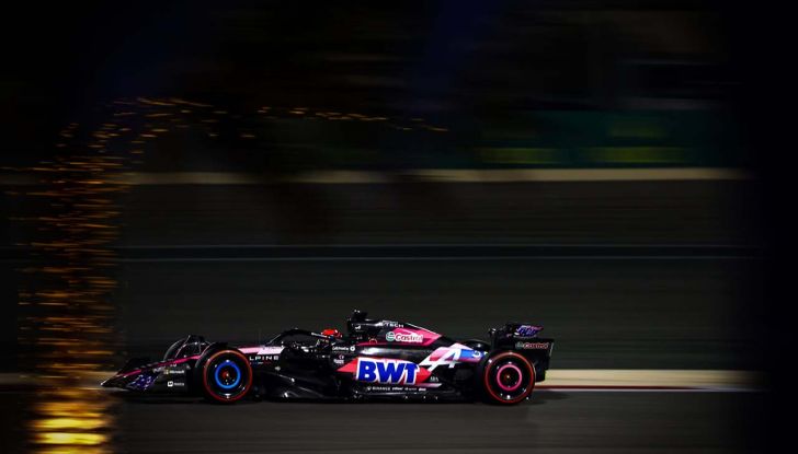 F1 2024, GP Bahrain: Verstappen e Red Bull aprono le danze con la pole position - Foto 10 di 11