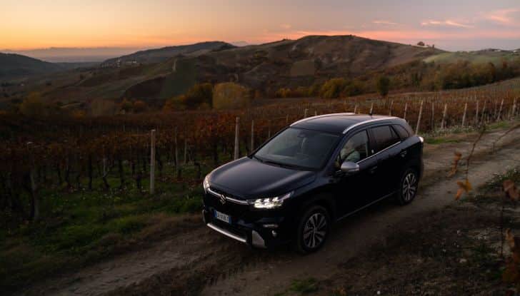 Suzuki S-Cross Hybrid YORU motore, prestazioni e prezzo - Foto 2 di 9