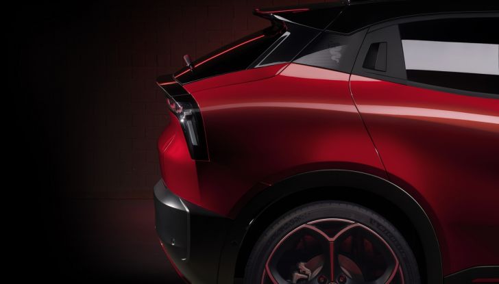 Alfa Romeo Milano: caratteristiche, design, abitacolo, motori, versioni e prezzi - Foto 12 di 48