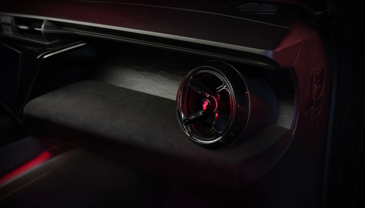 Alfa Romeo Milano: caratteristiche, design, abitacolo, motori, versioni e prezzi - Foto 32 di 48