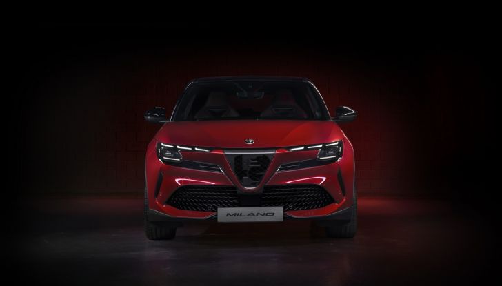 Alfa Romeo Milano: caratteristiche, design, abitacolo, motori, versioni e prezzi - Foto 7 di 48