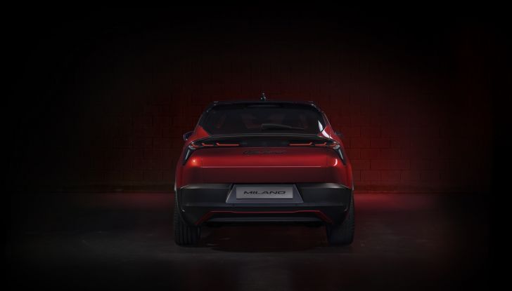 Alfa Romeo Milano: caratteristiche, design, abitacolo, motori, versioni e prezzi - Foto 8 di 48