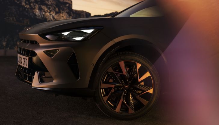 Cupra Leon e Formentor 2025: caratteristiche, design, abitacolo e motori - Foto 14 di 82