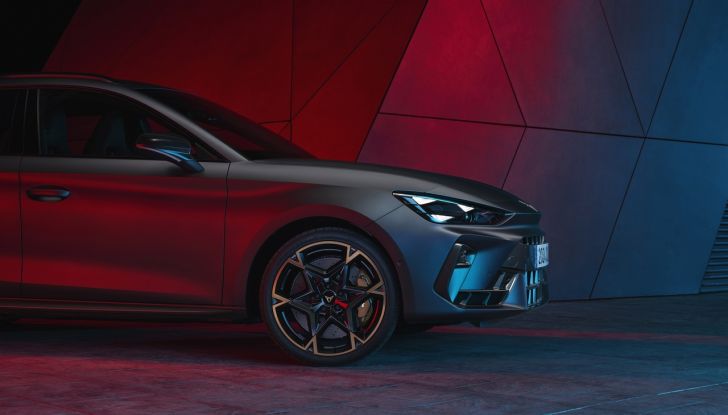 Cupra Leon e Formentor 2025: caratteristiche, design, abitacolo e motori - Foto 80 di 82