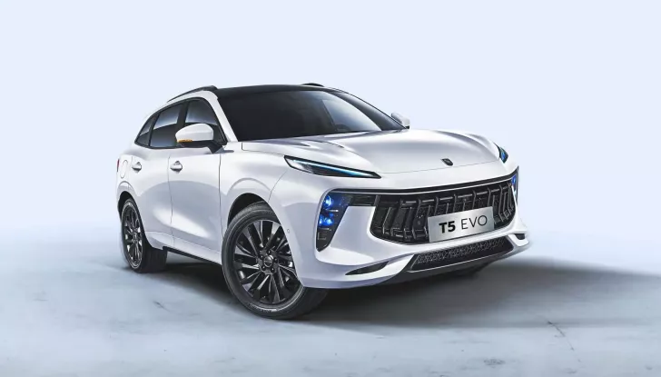 Il marchio cinese Forthing arriva ufficialmente in Italia - Foto 10 di 14