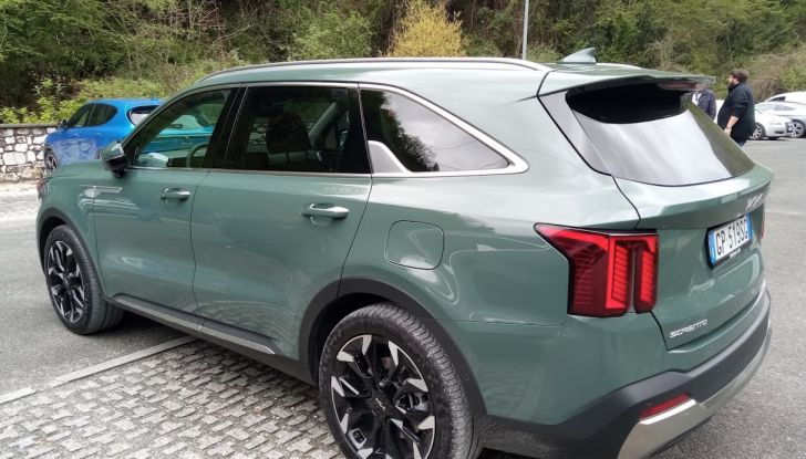 Kia Sorento MY2024 prova su strada tra le strade toscane - Foto 4 di 28