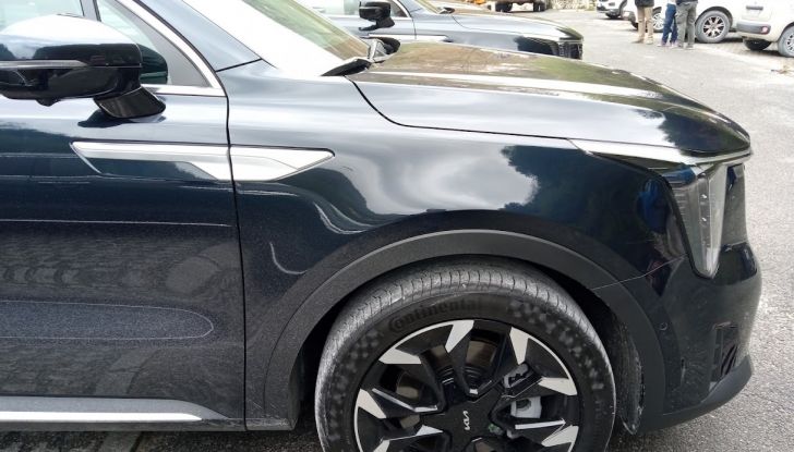 Kia Sorento MY2024 prova su strada tra le strade toscane - Foto 12 di 28