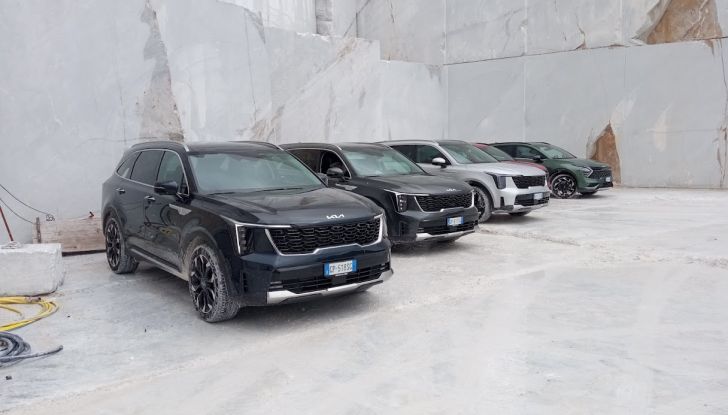 Kia Sorento MY2024 prova su strada tra le strade toscane - Foto 1 di 28