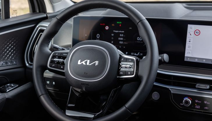 Kia Sorento MY2024 prova su strada tra le strade toscane - Foto 27 di 28