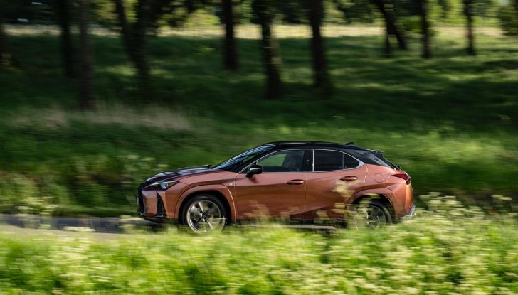 Lexus UX 300h: il crossover si aggiorna con l’arrivo del model year 2024 - Foto 84 di 136