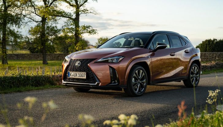 Lexus UX 300h: il crossover si aggiorna con l’arrivo del model year 2024 - Foto 71 di 136