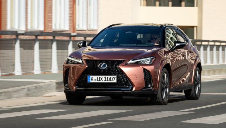Lexus UX 300h: il crossover si aggiorna con l’arrivo del model year 2024 - Foto 63 di 136