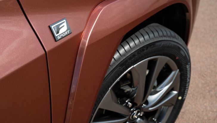 Lexus UX 300h: il crossover si aggiorna con l’arrivo del model year 2024 - Foto 132 di 136