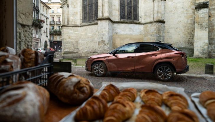 Lexus UX 300h: il crossover si aggiorna con l’arrivo del model year 2024 - Foto 94 di 136