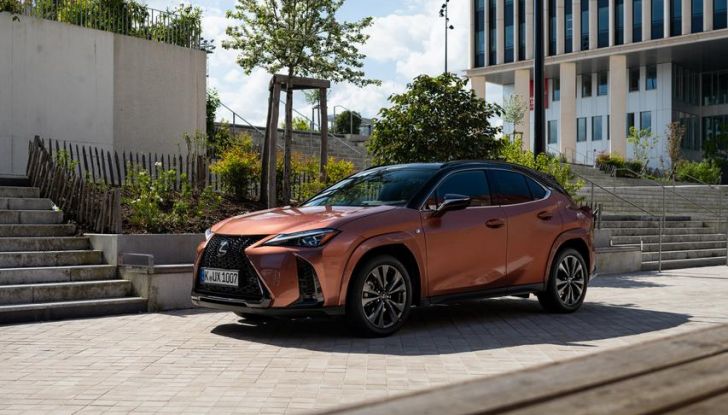 Lexus UX 300h: il crossover si aggiorna con l’arrivo del model year 2024 - Foto 56 di 136