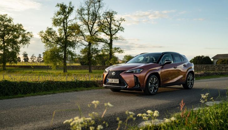 Lexus UX 300h: il crossover si aggiorna con l’arrivo del model year 2024 - Foto 70 di 136