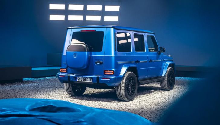 Mercedes Classe G elettrico: caratteristiche, design, abitacolo, motori, autonomia e prezzi - Foto 76 di 120