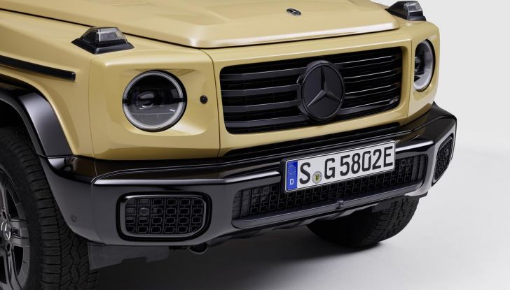 Mercedes Classe G elettrico: caratteristiche, design, abitacolo, motori, autonomia e prezzi - Foto 112 di 120