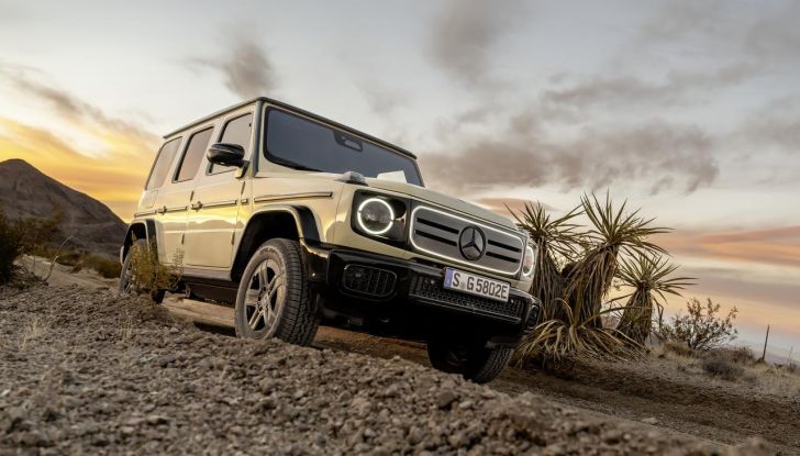 Mercedes Classe G elettrico: caratteristiche, design, abitacolo, motori, autonomia e prezzi - Foto 43 di 120