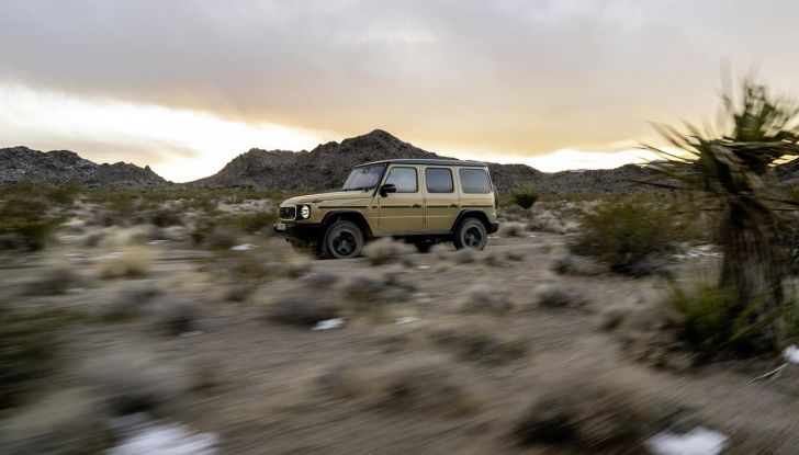 Mercedes Classe G elettrico: caratteristiche, design, abitacolo, motori, autonomia e prezzi - Foto 36 di 120