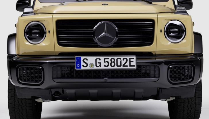 Mercedes Classe G elettrico: caratteristiche, design, abitacolo, motori, autonomia e prezzi - Foto 120 di 120