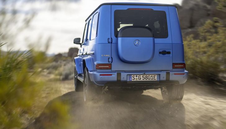 Mercedes Classe G elettrico: caratteristiche, design, abitacolo, motori, autonomia e prezzi - Foto 10 di 120