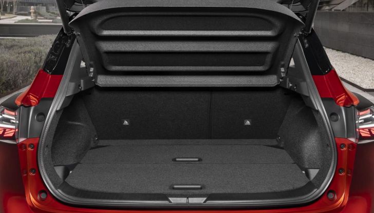 Nissan Qashqai 2024: caratteristiche, abitacolo, motori, design e novità - Foto 62 di 120