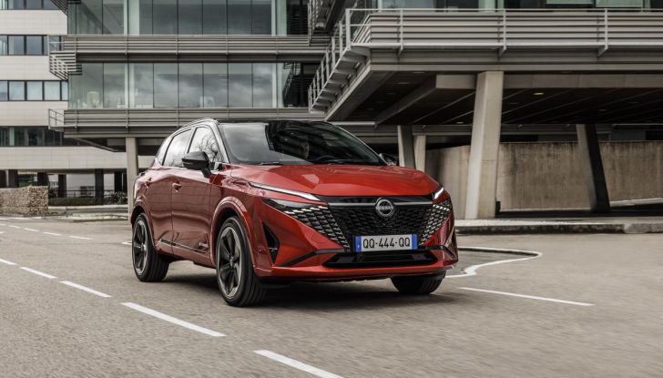 Nissan Qashqai 2024: caratteristiche, abitacolo, motori, design e novità - Foto 17 di 120