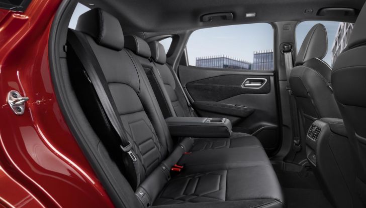Nissan Qashqai 2024: caratteristiche, abitacolo, motori, design e novità - Foto 74 di 120