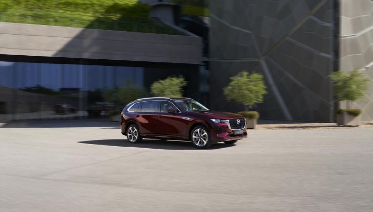 Mazda CX-80 2024: motori, allestimenti e prezzi - Foto 6 di 120