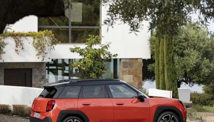 Nuova Mini Aceman: caratteristiche, design, abitacolo, versioni, motori e autonomia - Foto 20 di 134