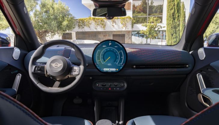 Nuova Mini Aceman: caratteristiche, design, abitacolo, versioni, motori e autonomia - Foto 110 di 134