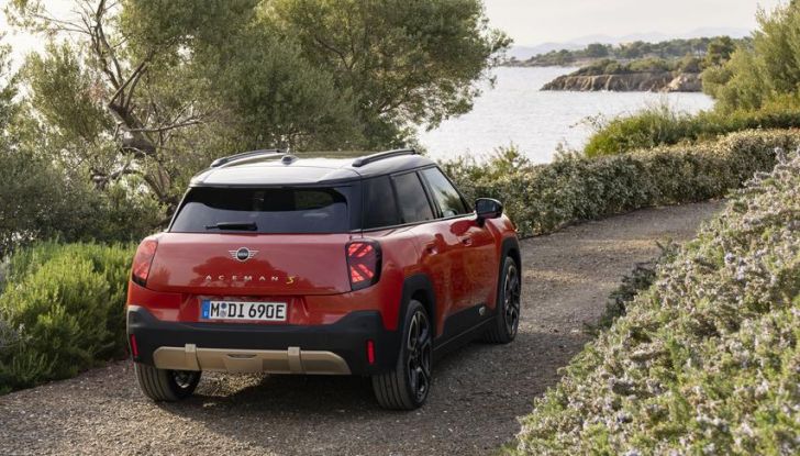 Nuova Mini Aceman: caratteristiche, design, abitacolo, versioni, motori e autonomia - Foto 57 di 134