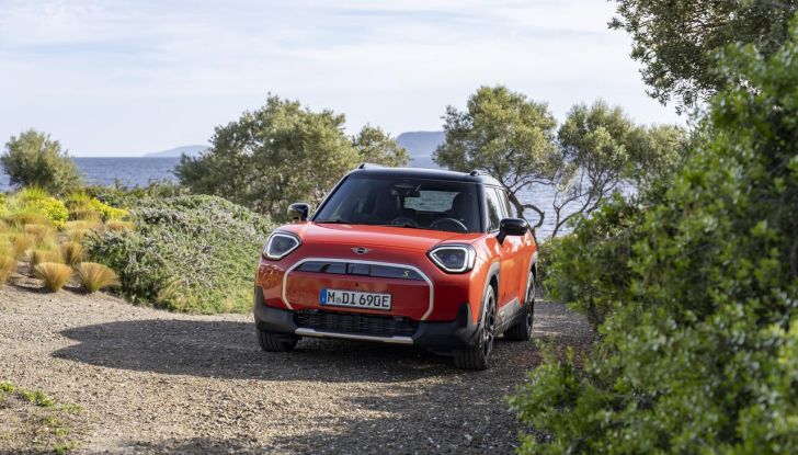 Nuova Mini Aceman: caratteristiche, design, abitacolo, versioni, motori e autonomia - Foto 47 di 134