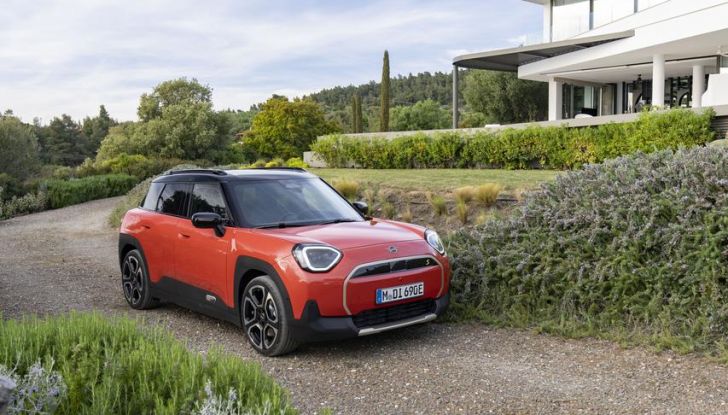 Nuova Mini Aceman: caratteristiche, design, abitacolo, versioni, motori e autonomia - Foto 61 di 134