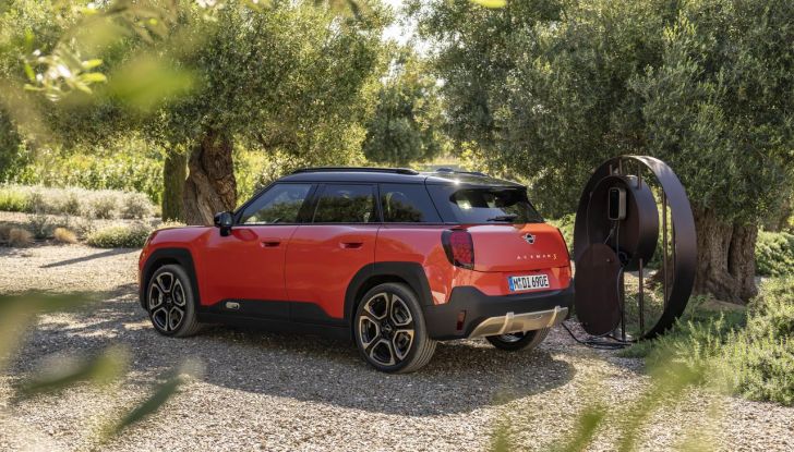 Nuova Mini Aceman: caratteristiche, design, abitacolo, versioni, motori e autonomia - Foto 82 di 134