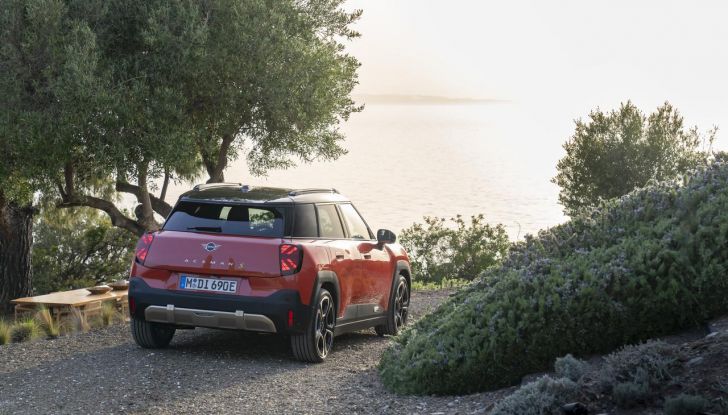 Nuova Mini Aceman: caratteristiche, design, abitacolo, versioni, motori e autonomia - Foto 29 di 134
