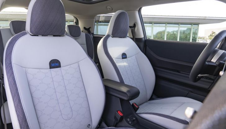 Mini Cooper S: svelato il nuovo allestimento Classic - Foto 41 di 48