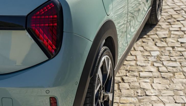 Mini Cooper S: svelato il nuovo allestimento Classic - Foto 33 di 48