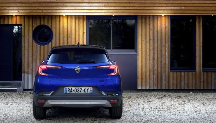 Renault Captur 2025: caratteristiche, design, abitacolo, motori e allestimenti - Foto 78 di 136
