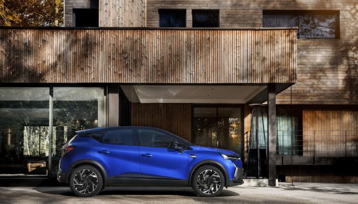 Renault Captur 2025: caratteristiche, design, abitacolo, motori e allestimenti - Foto 83 di 136