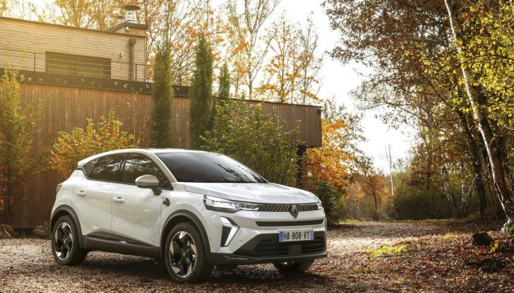 Renault Captur 2025: caratteristiche, design, abitacolo, motori e allestimenti - Foto 24 di 136