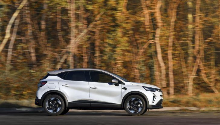 Renault Captur 2025: caratteristiche, design, abitacolo, motori e allestimenti - Foto 34 di 136