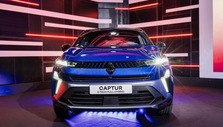 Renault Captur 2025: caratteristiche, design, abitacolo, motori e allestimenti - Foto 99 di 136