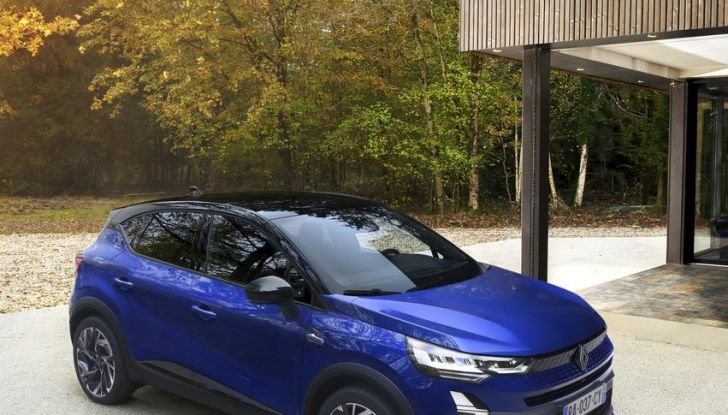 Renault Captur 2025: caratteristiche, design, abitacolo, motori e allestimenti - Foto 81 di 136