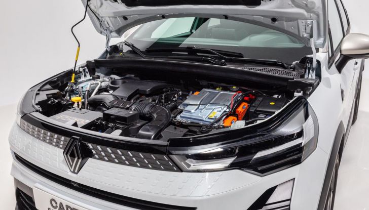 Renault Captur 2025: caratteristiche, design, abitacolo, motori e allestimenti - Foto 126 di 136