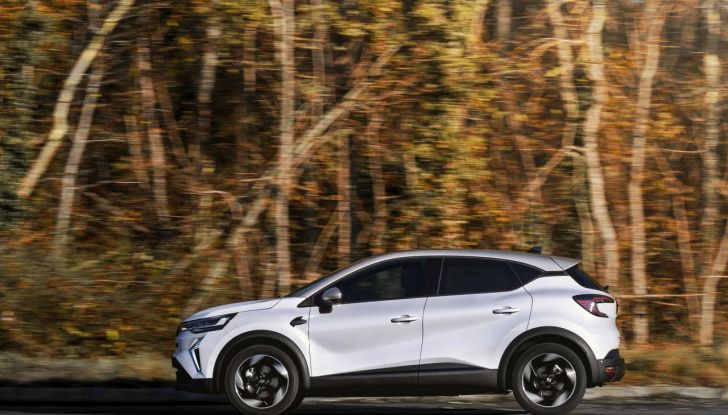 Renault Captur 2025: caratteristiche, design, abitacolo, motori e allestimenti - Foto 35 di 136