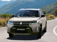 Suzuki Vitara 2024: caratteristiche, design, abitacolo e motori del nuovo restyling